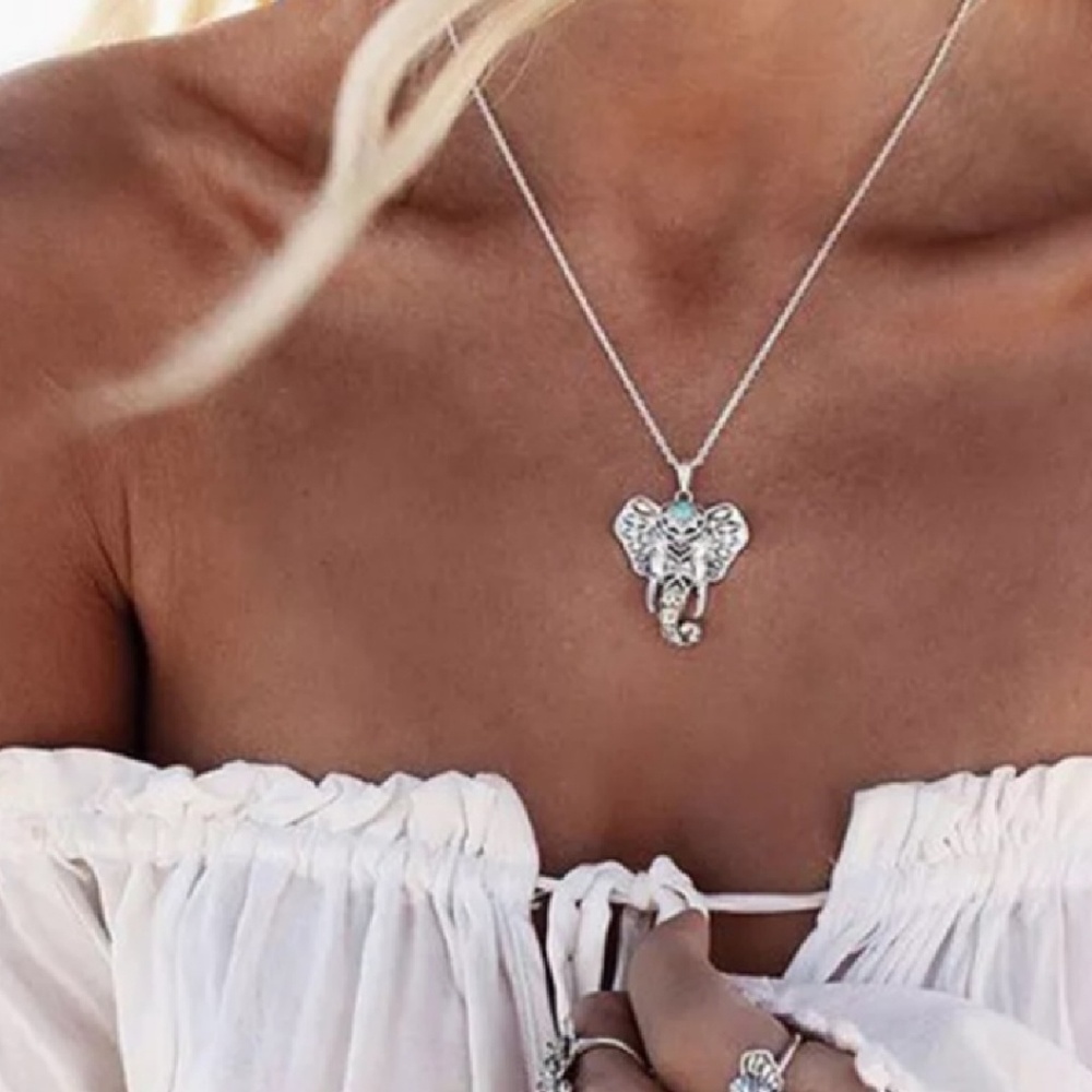 Boho 🐘 elephant Necklace